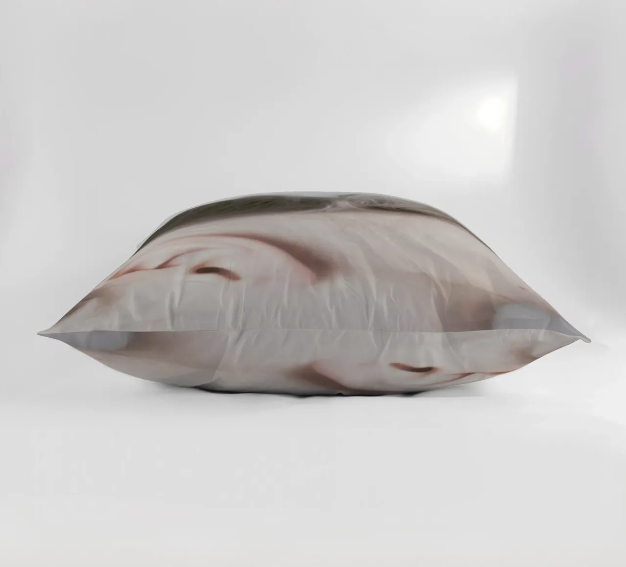 The Silkmoth 5 cuscino da Paul Aidan Perry