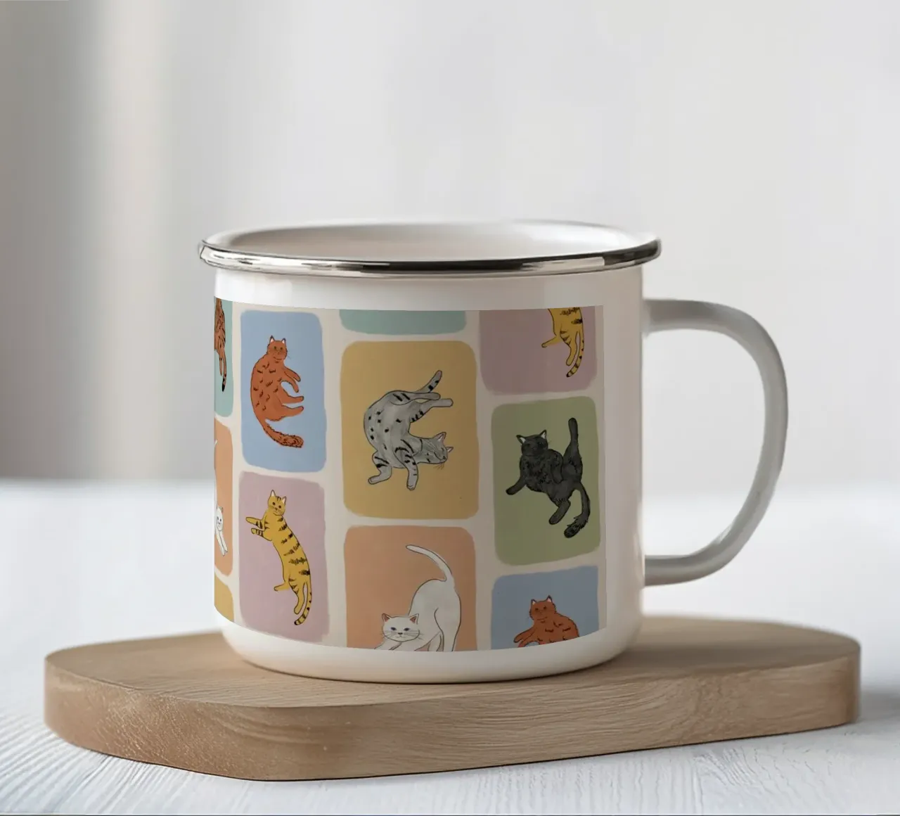 Gatto giallo tazza in smalto da Orara Studio