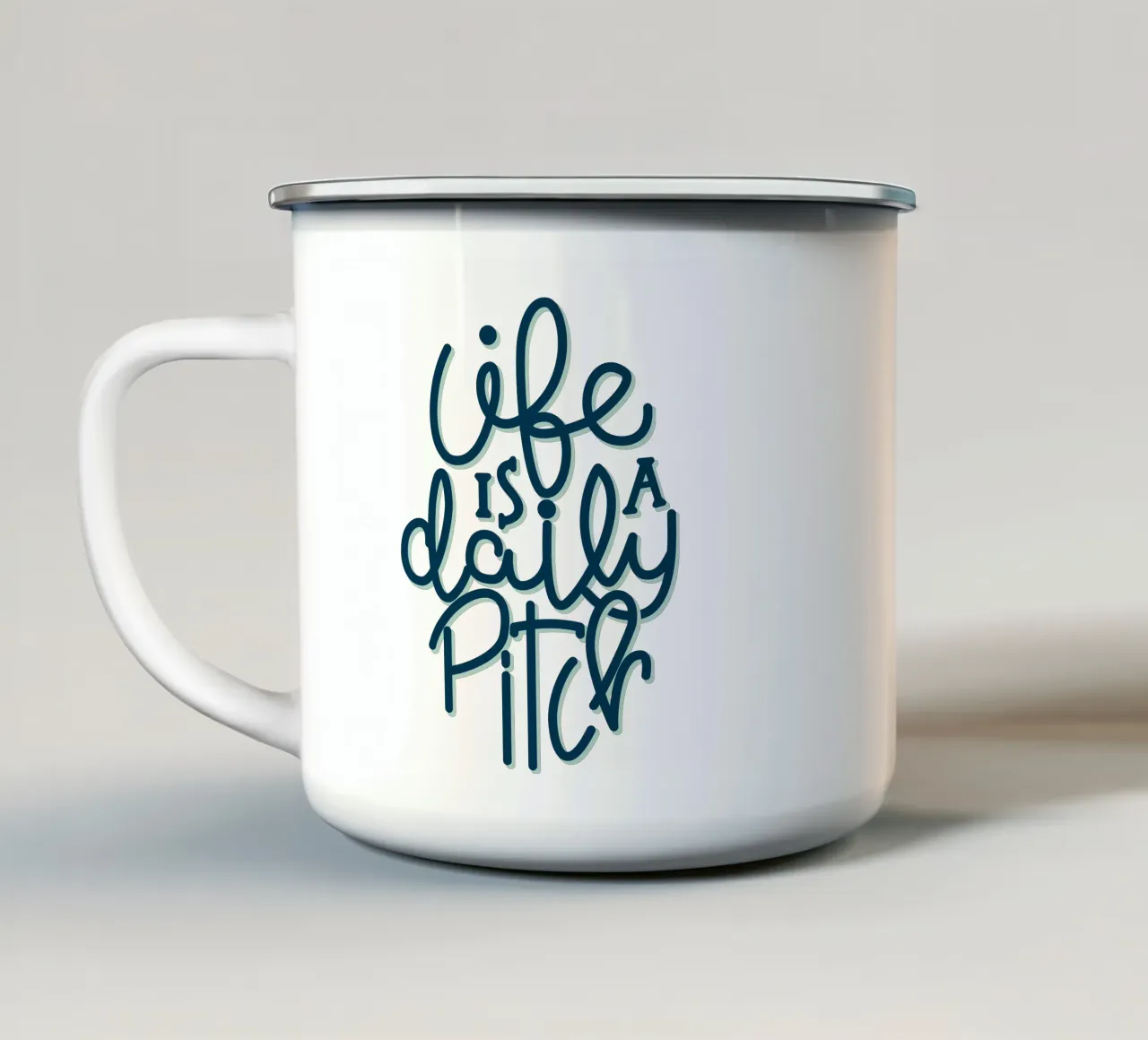 Life Is A Daily Pitch tazza in smalto da Studio Frances M