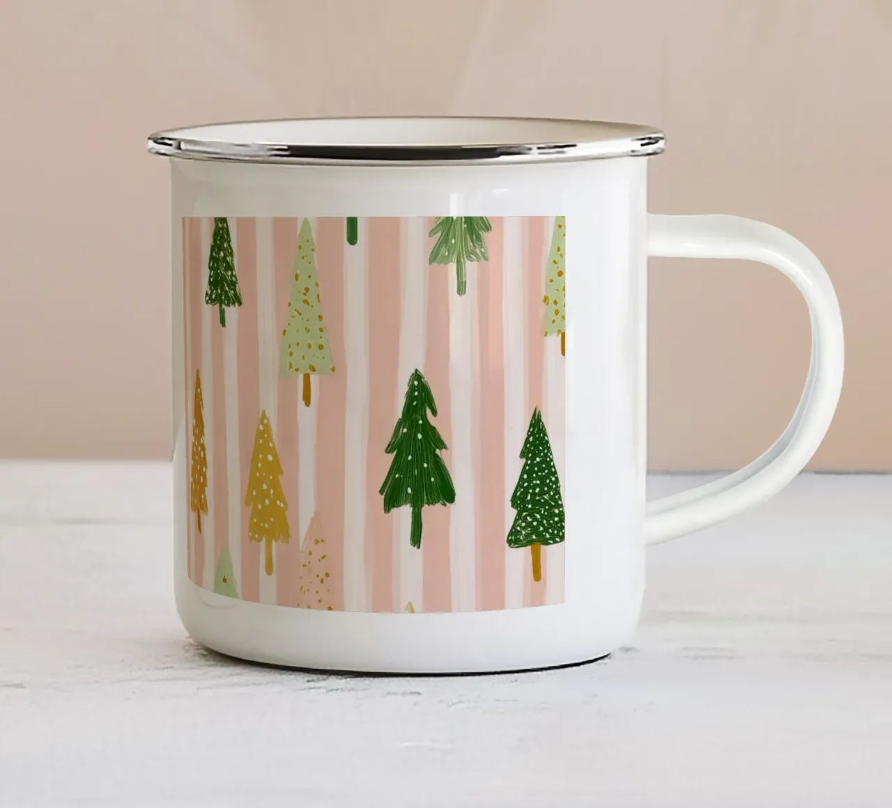 Alberi di Natale su strisce di colore bianco tazza in smalto da Roseberry Design