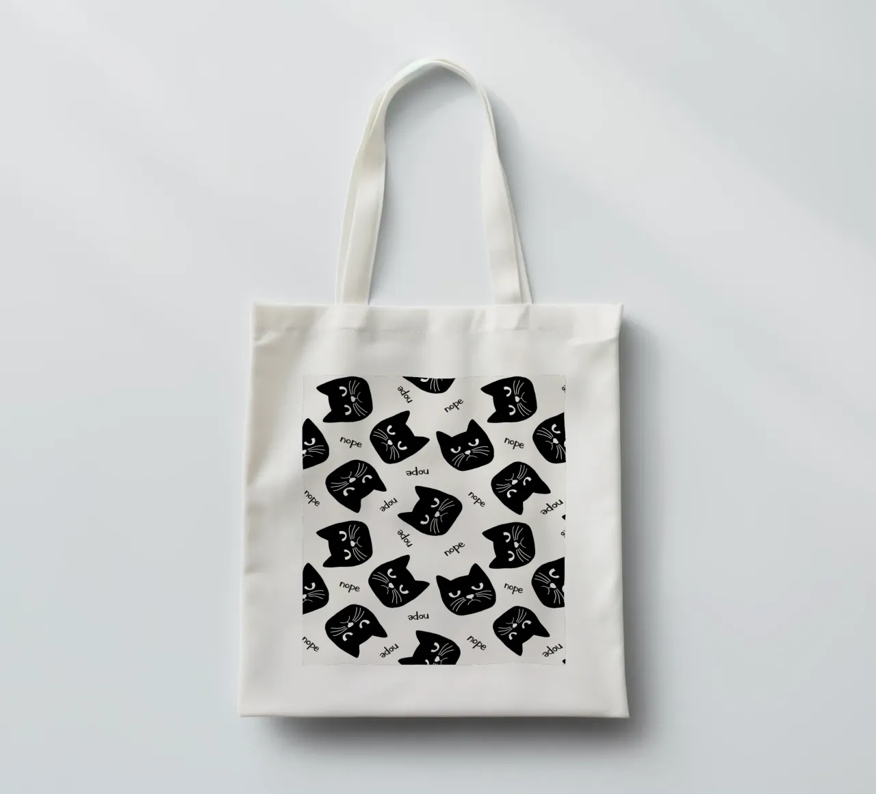 Grumpy Cat tote bag by Orara Studio
