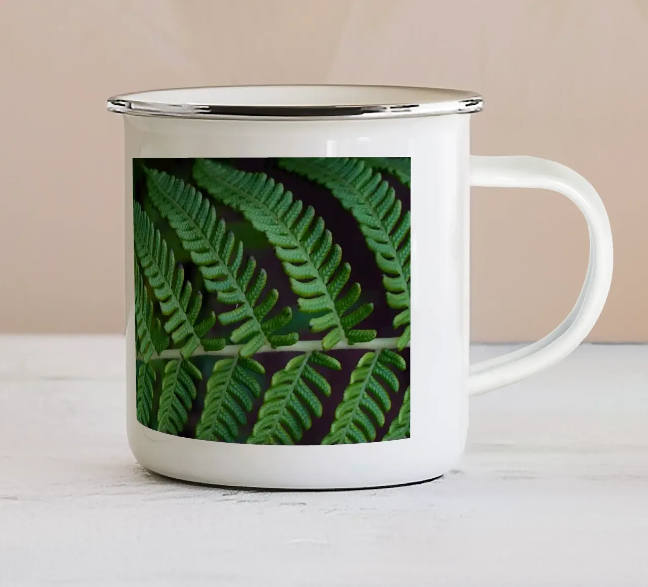 Emerald Rhythm tazza in smalto da somewhere.soul.escape