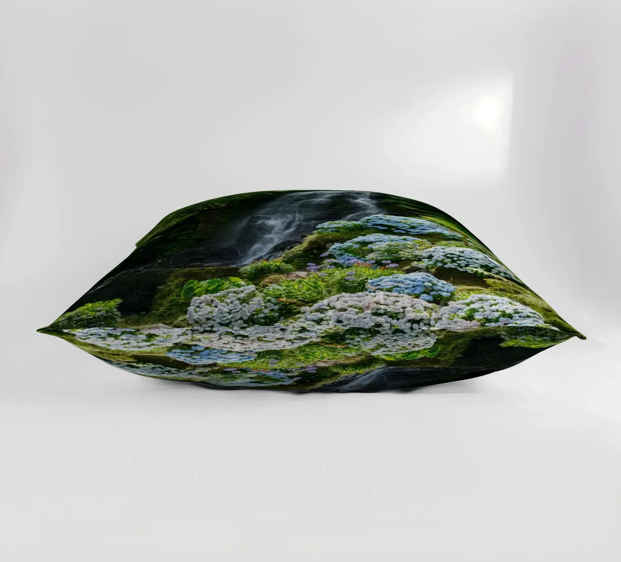 Azure Flow cuscino da somewhere.soul.escape