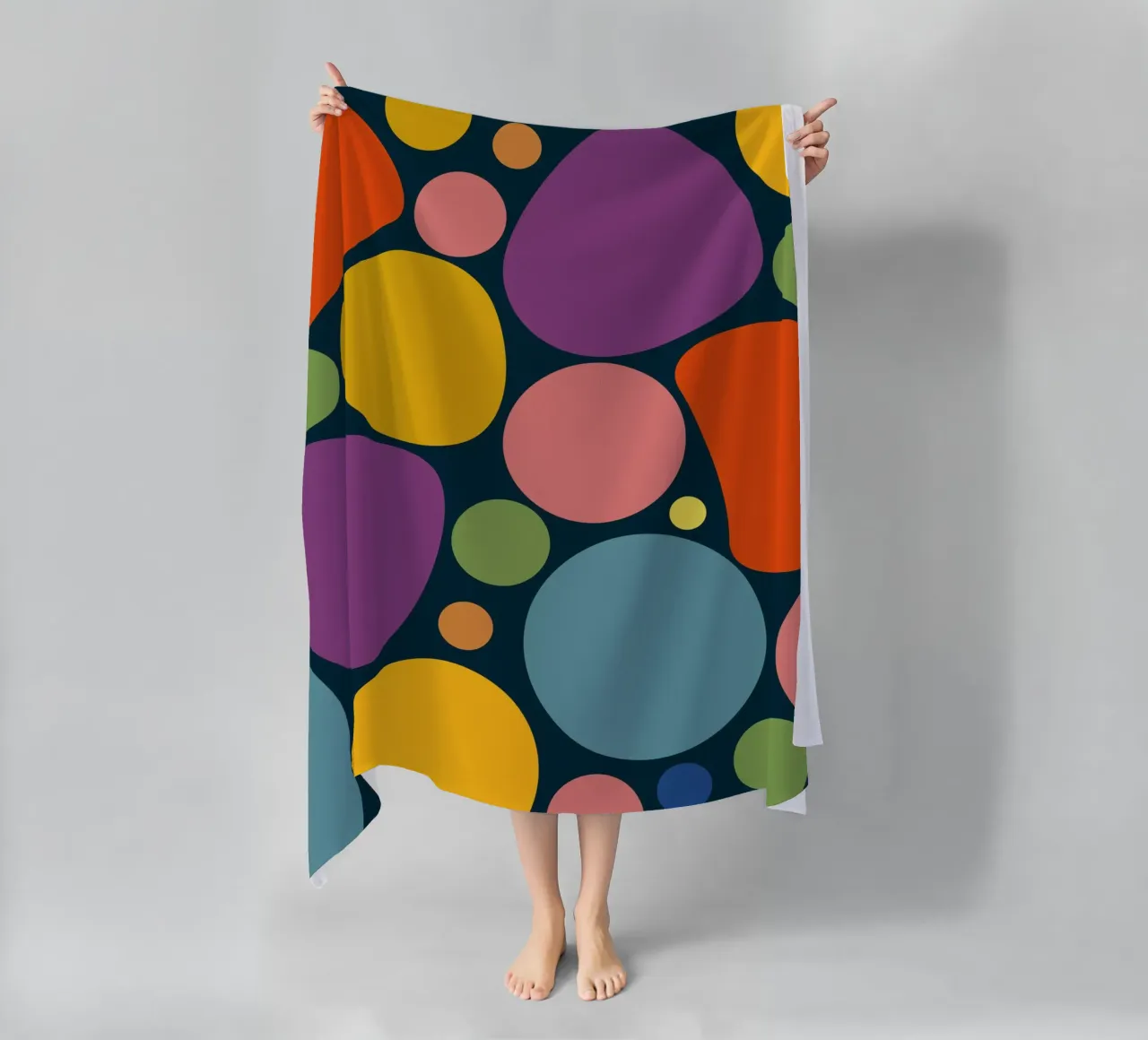 Mid-century Pop-Art Inspired Abstract Pattern telo mare da good-vibes