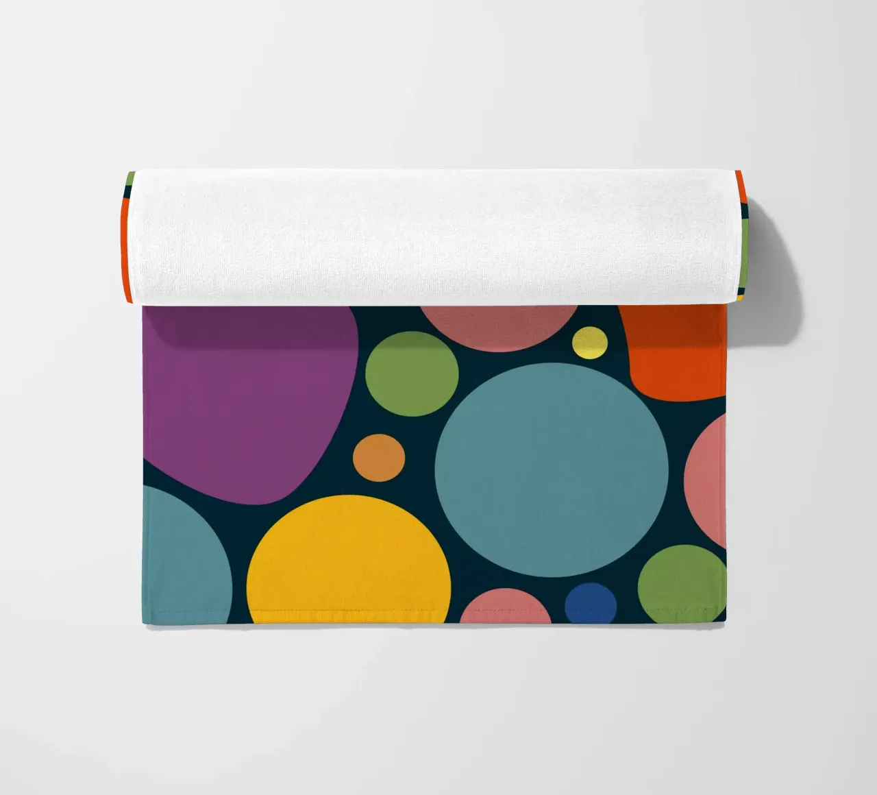 Mid-century Pop-Art Inspired Abstract Pattern toalla de playa de good-vibes