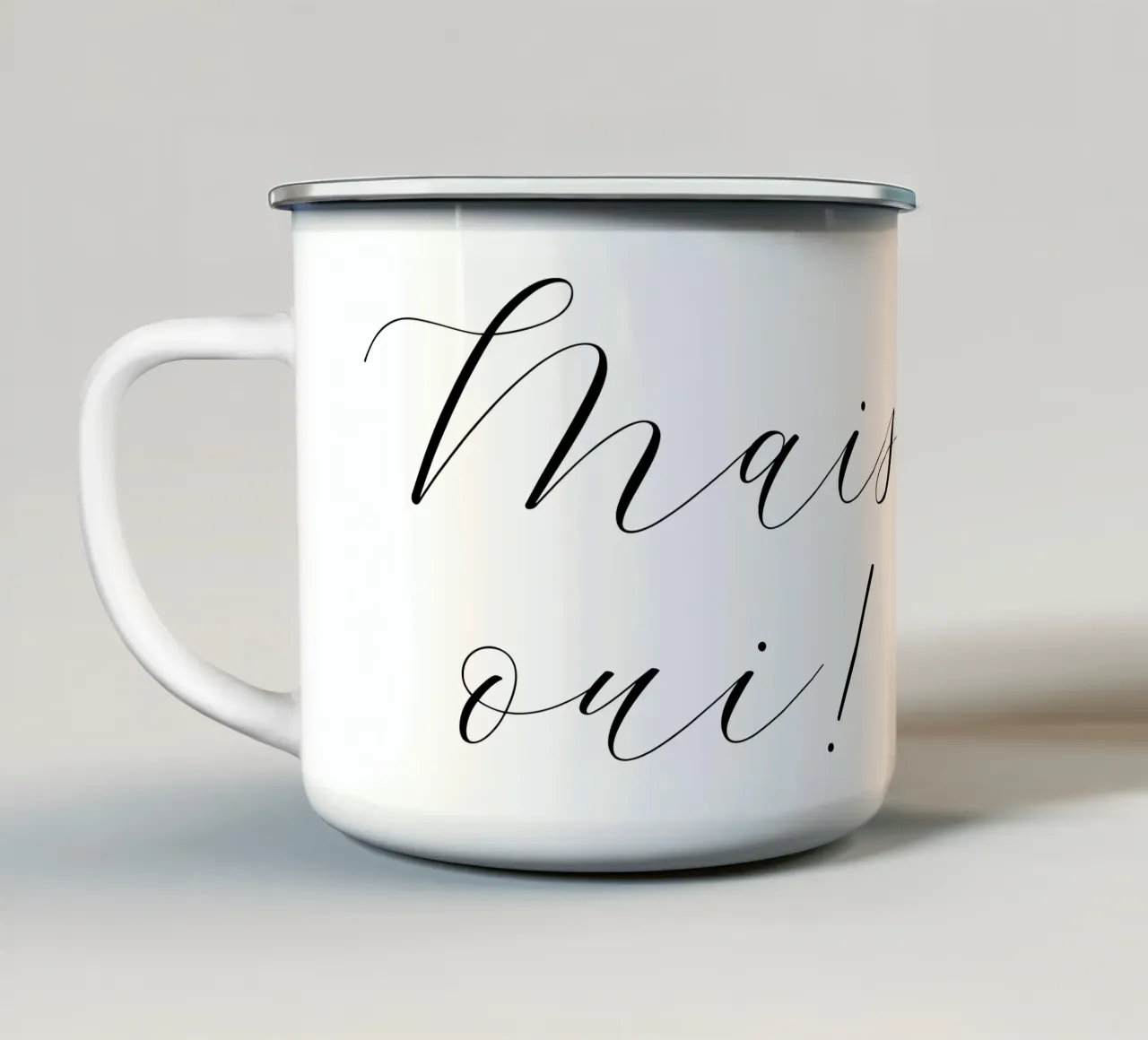 Mais oui! tazza in smalto da Catherine Aguilar