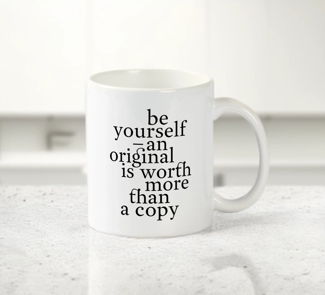 be yourself – an original is worth more than a copy tazza in ceramica da The True Type