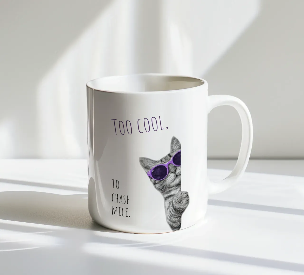 Gatto fresco tazza in ceramica da Melanie Viola