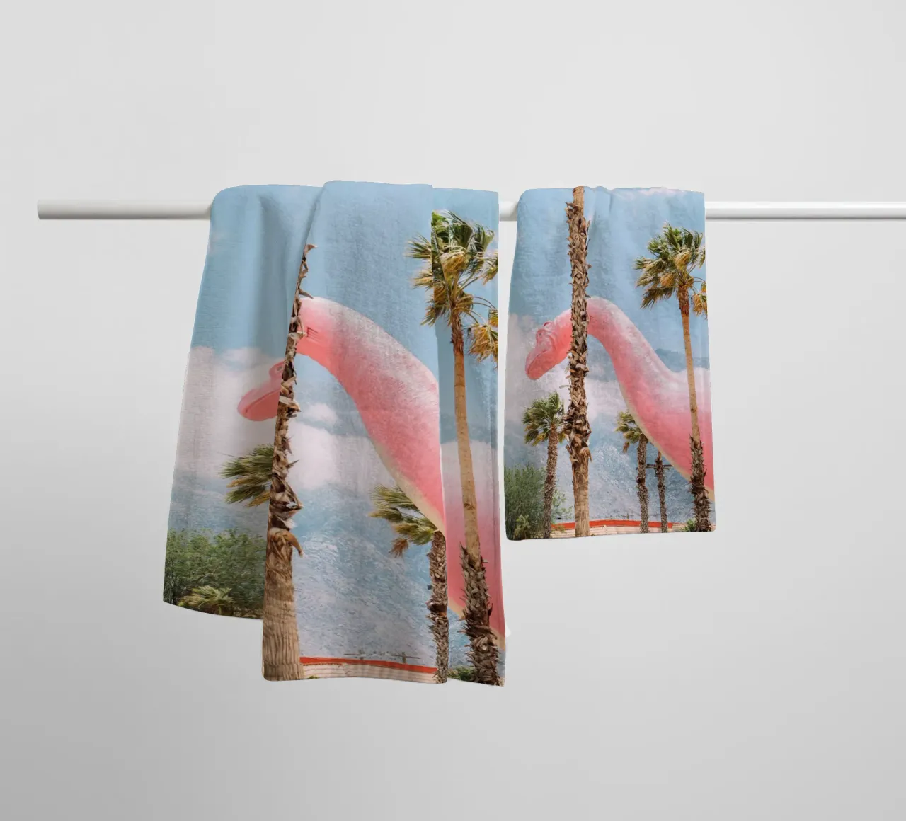 Pink Cabazon Dinosaur asciugamano da bagno da patiphotography