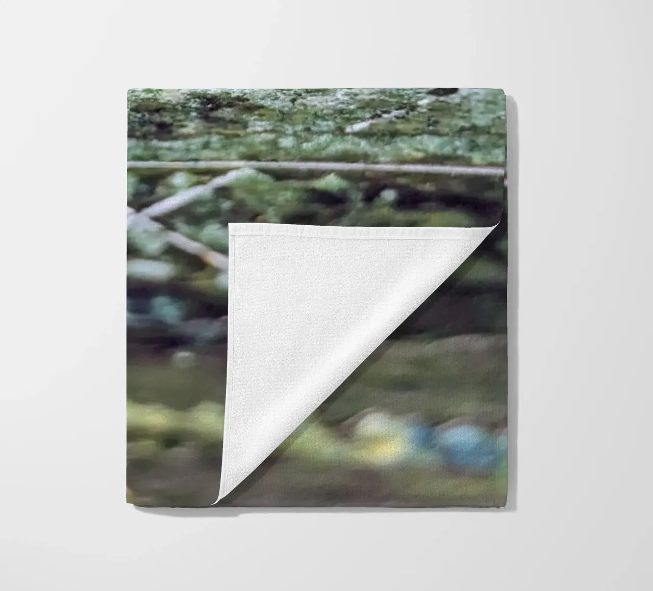 Zoom Lines beach towel by Pia