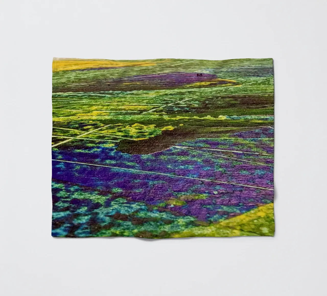 Lines at the Cross of Sea and Fields coperta in pile da Lunaris