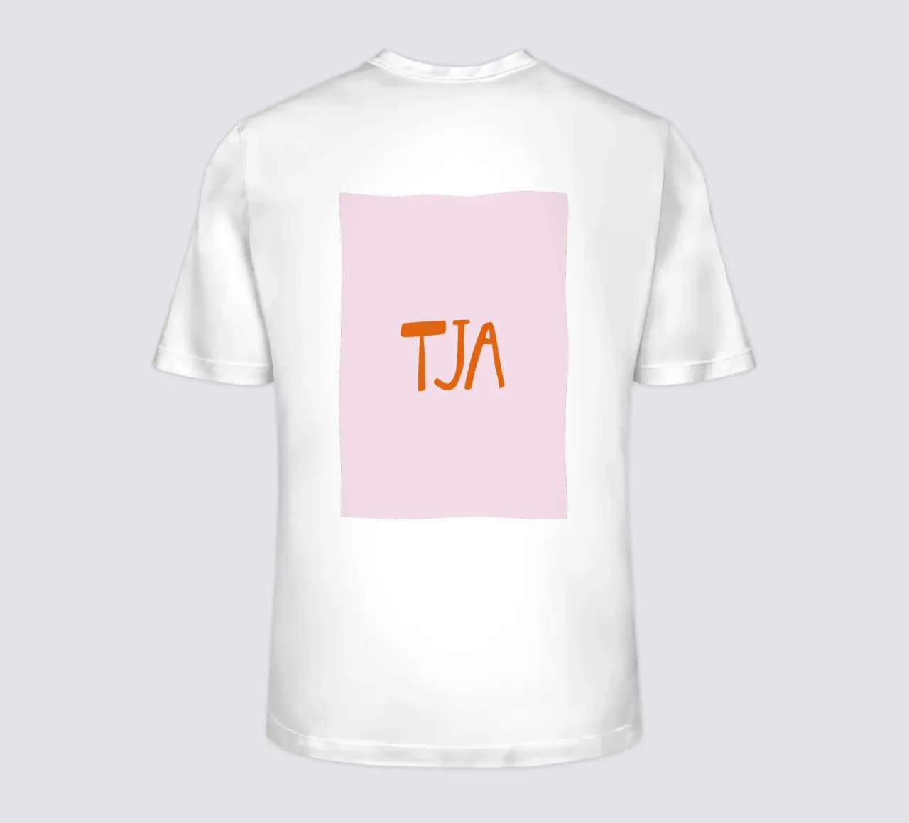 Tja Minimal Typography t-shirt da EverLuvv Studio