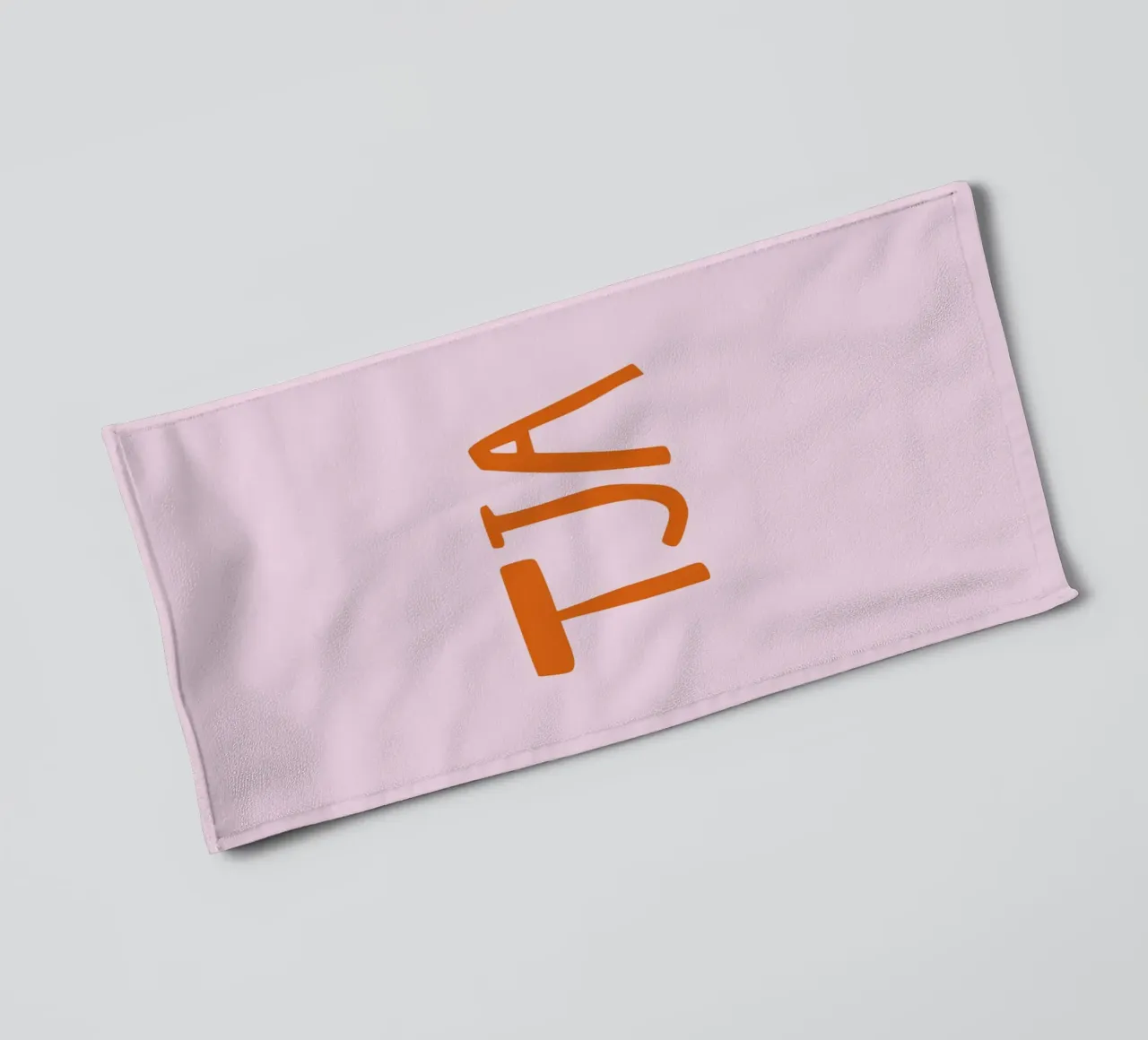 Tja Minimal Typography asciugamano da bagno da EverLuvv Studio