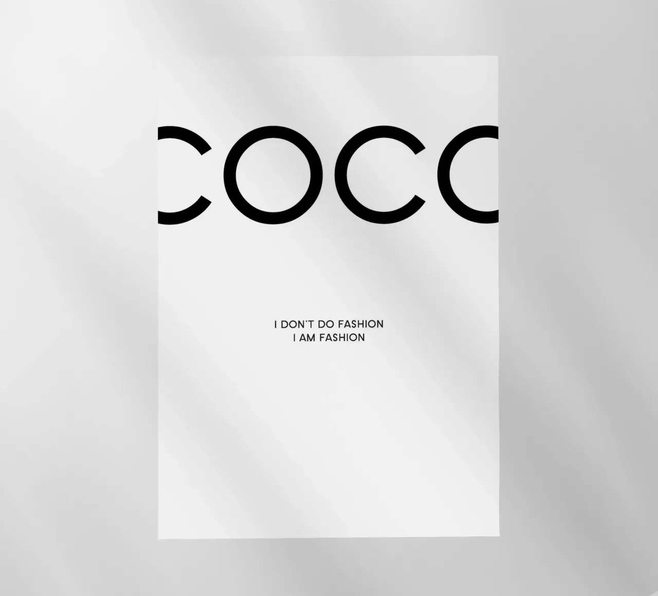 Io non faccio moda, io sono la moda pellicola backlit da Eva Rogers