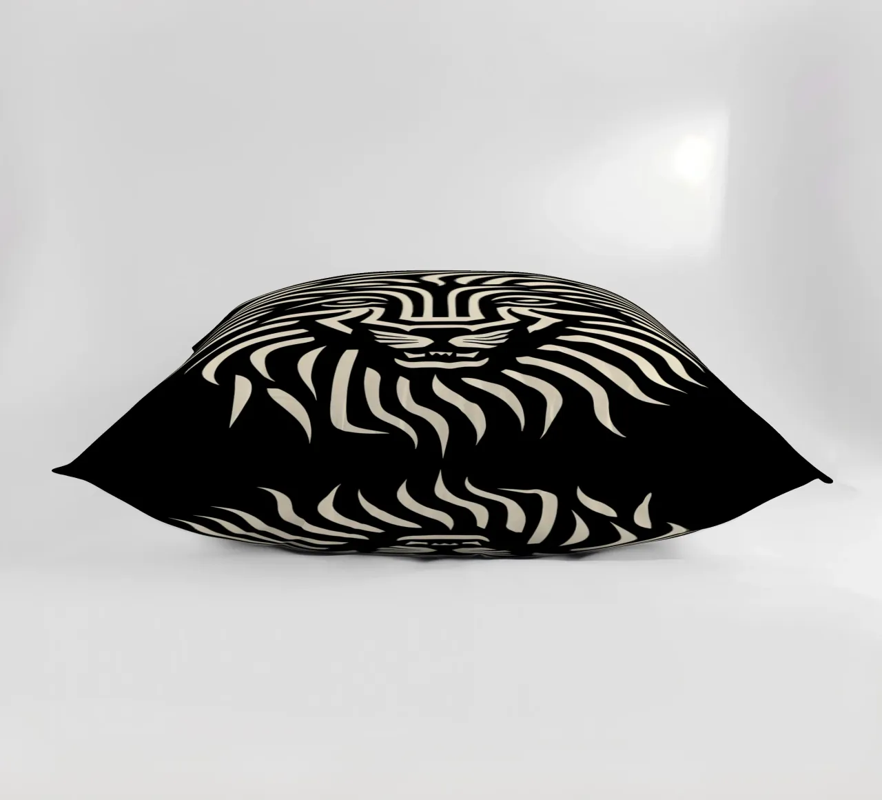 Design a testa di leone cuscino da Autofocus