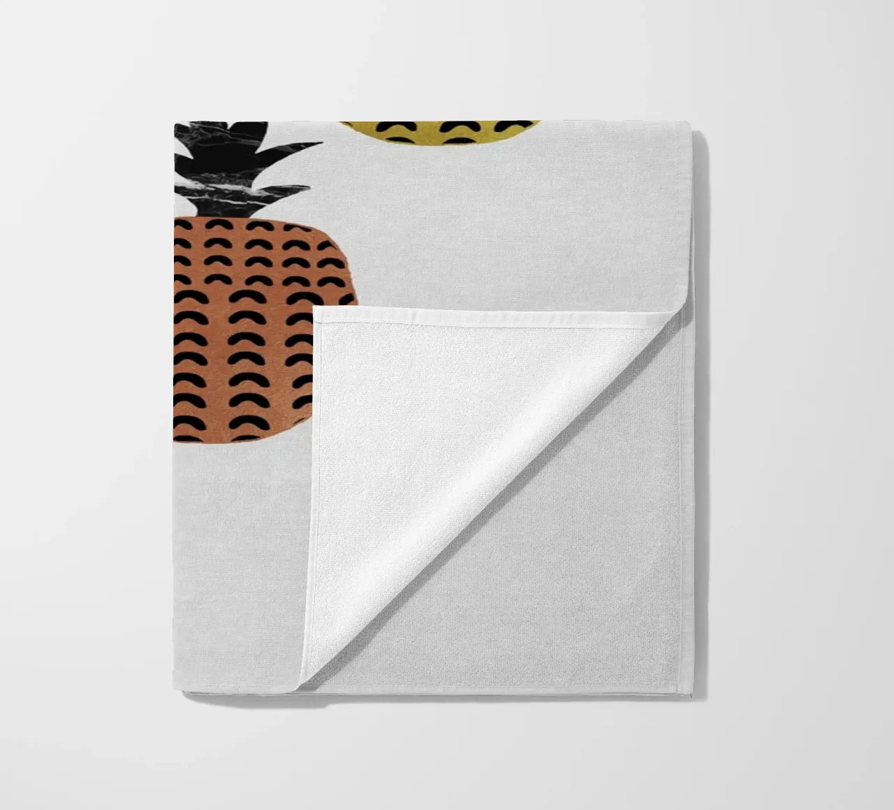 Scandi Pineapples telo mare da Orara Studio