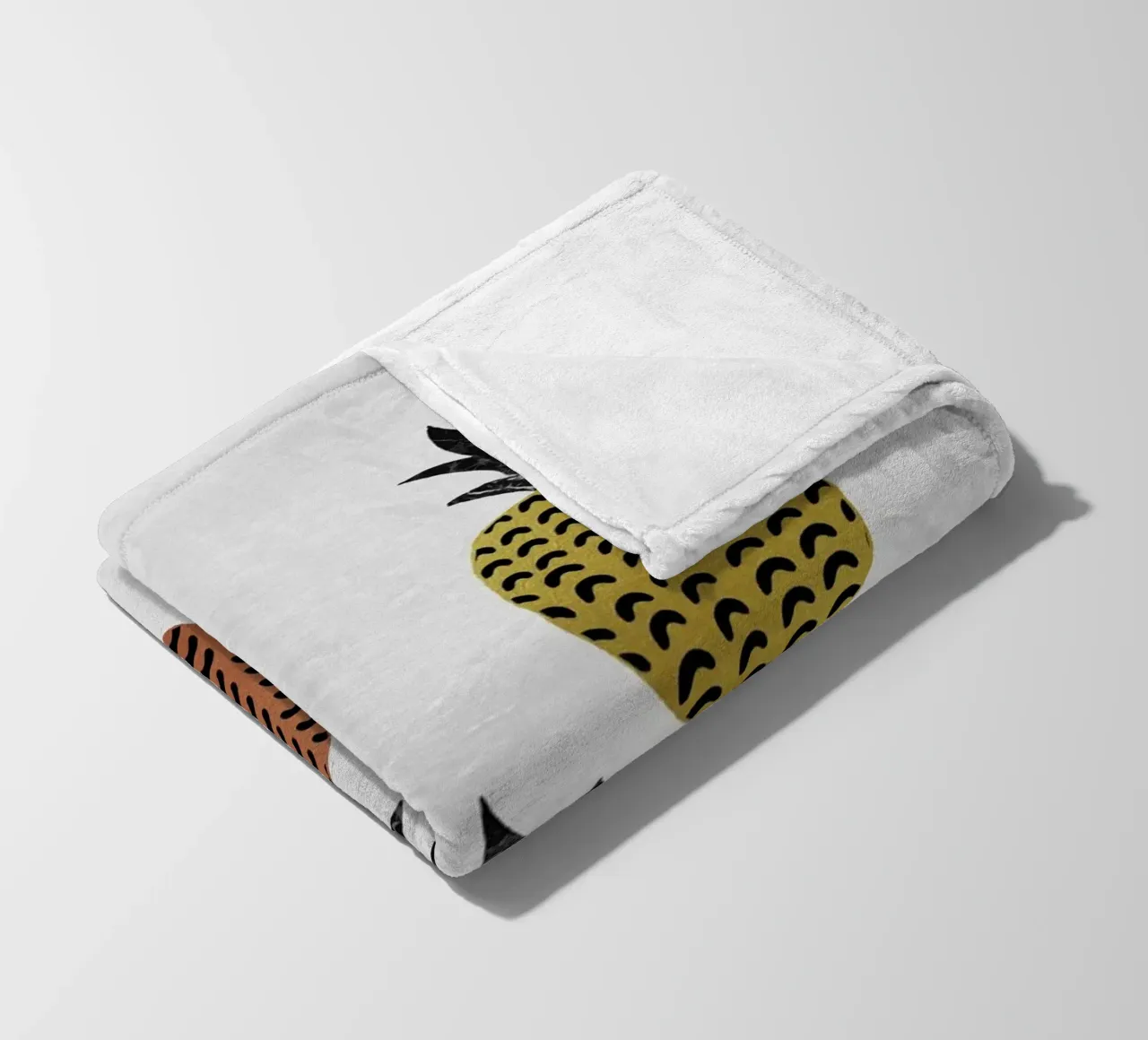 Scandi Pineapples coperta in pile da Orara Studio