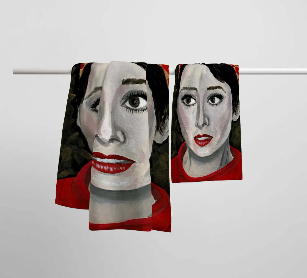 Audrey Hepburn in rosso asciugamano da bagno da Interior Edit & House Staging