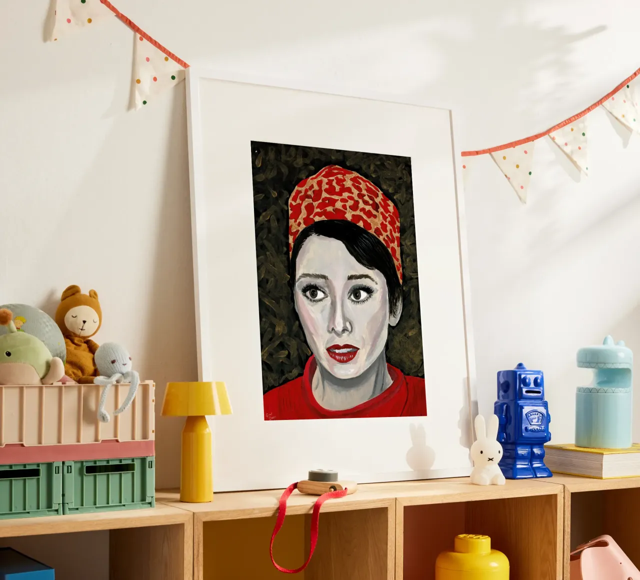 Audrey Hepburn in rosso carta hahnemühle da Interior Edit & House Staging