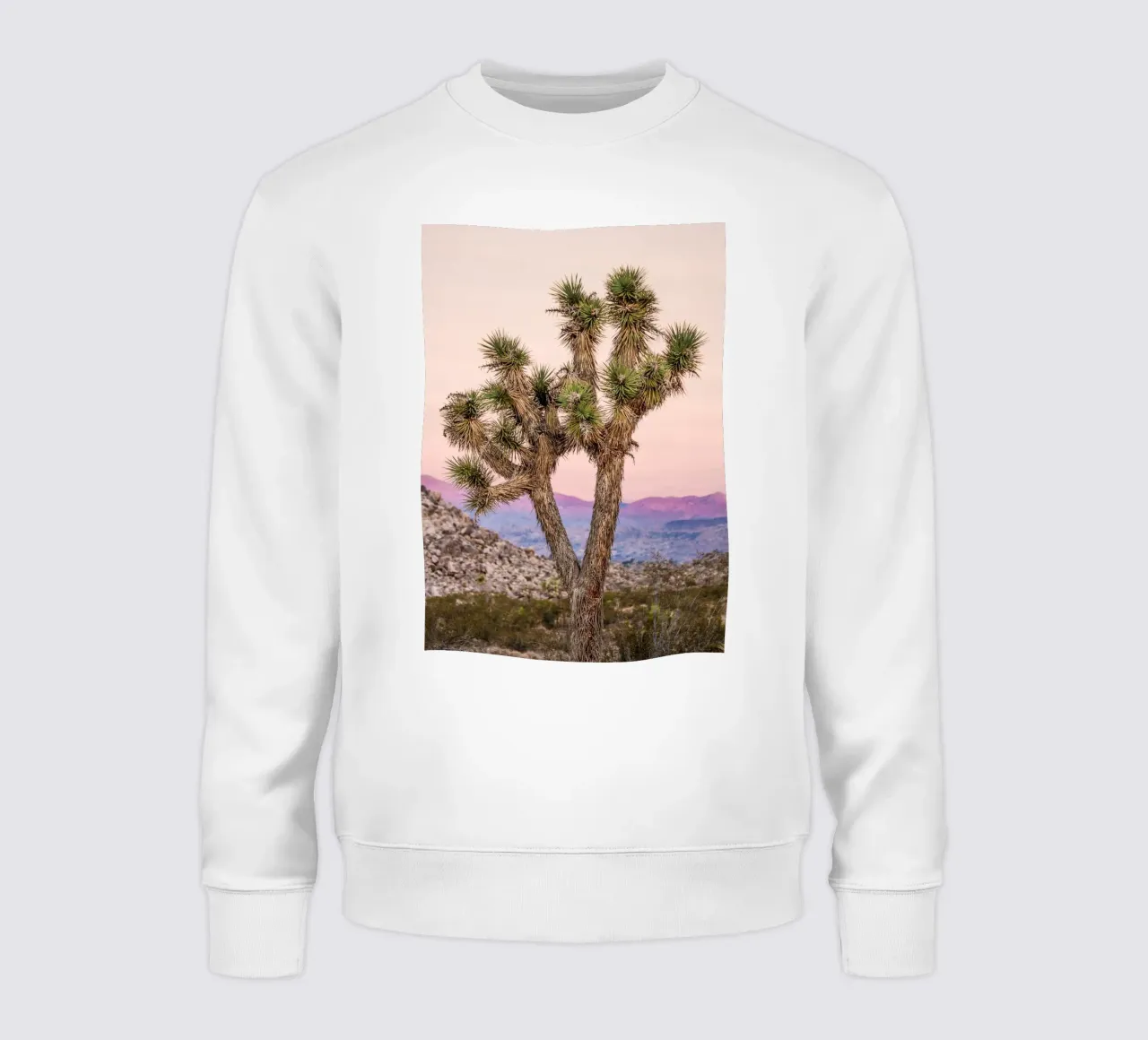 Joshua Tree Sunset Landscape Sweatshirt von stunningphotos
