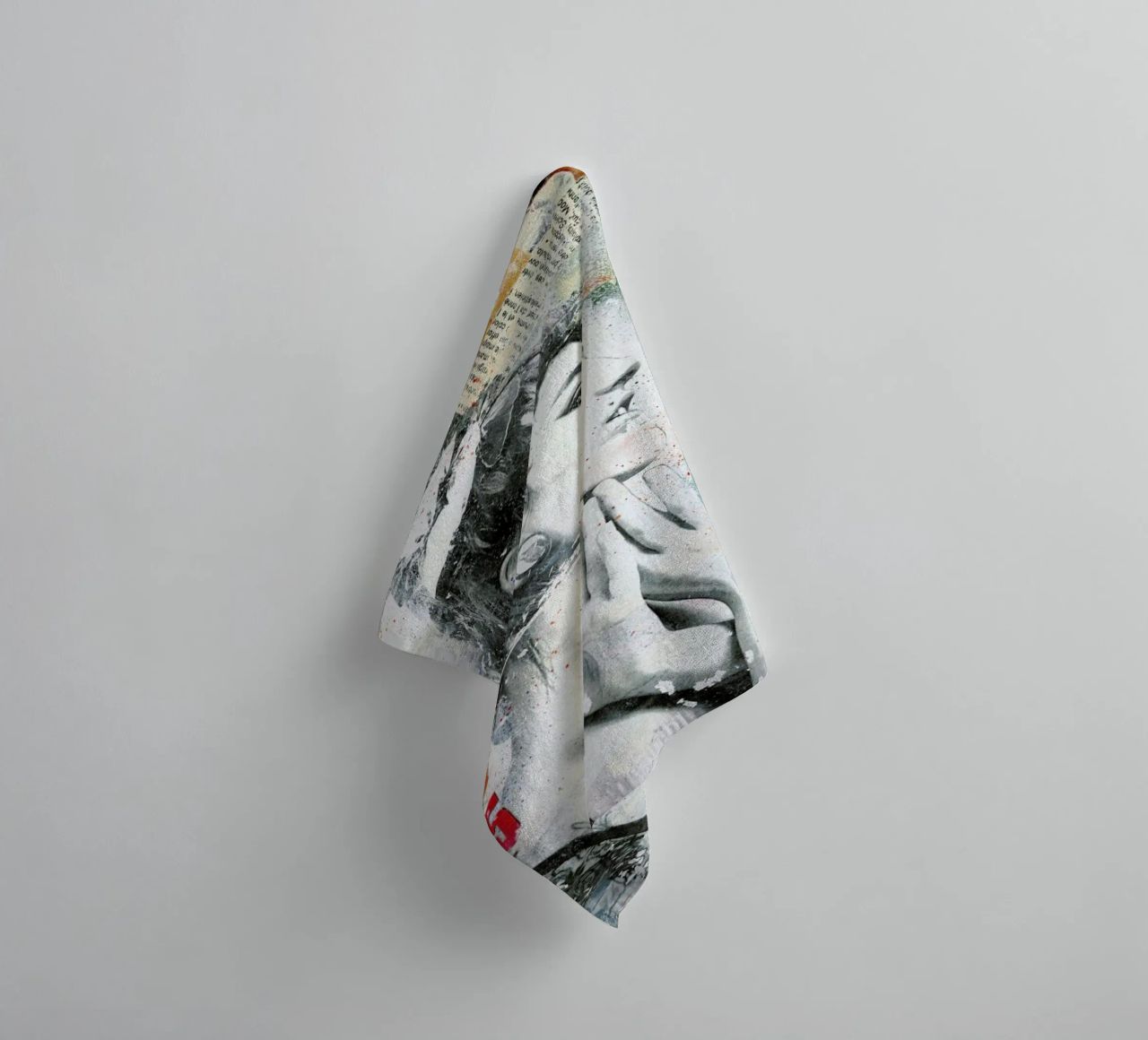 Ces belles mains towel by Tameo