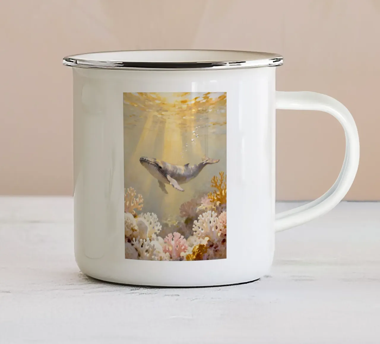 ✨🐋 Golden Reef | Megattera in luce dorata tazza in smalto da Trinkets NL Design Studio