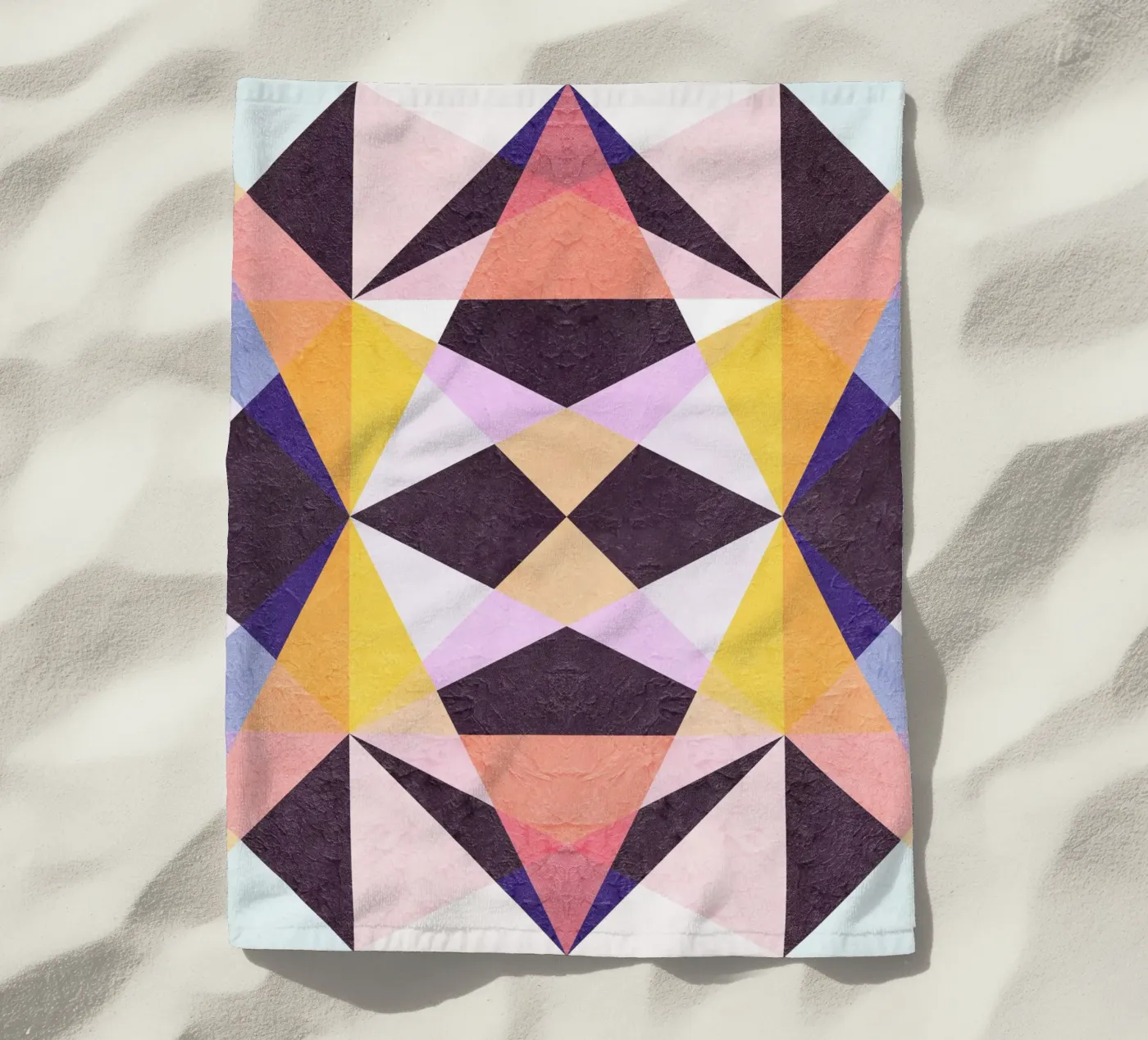 cocoon Strandtuch von Abstract Joy