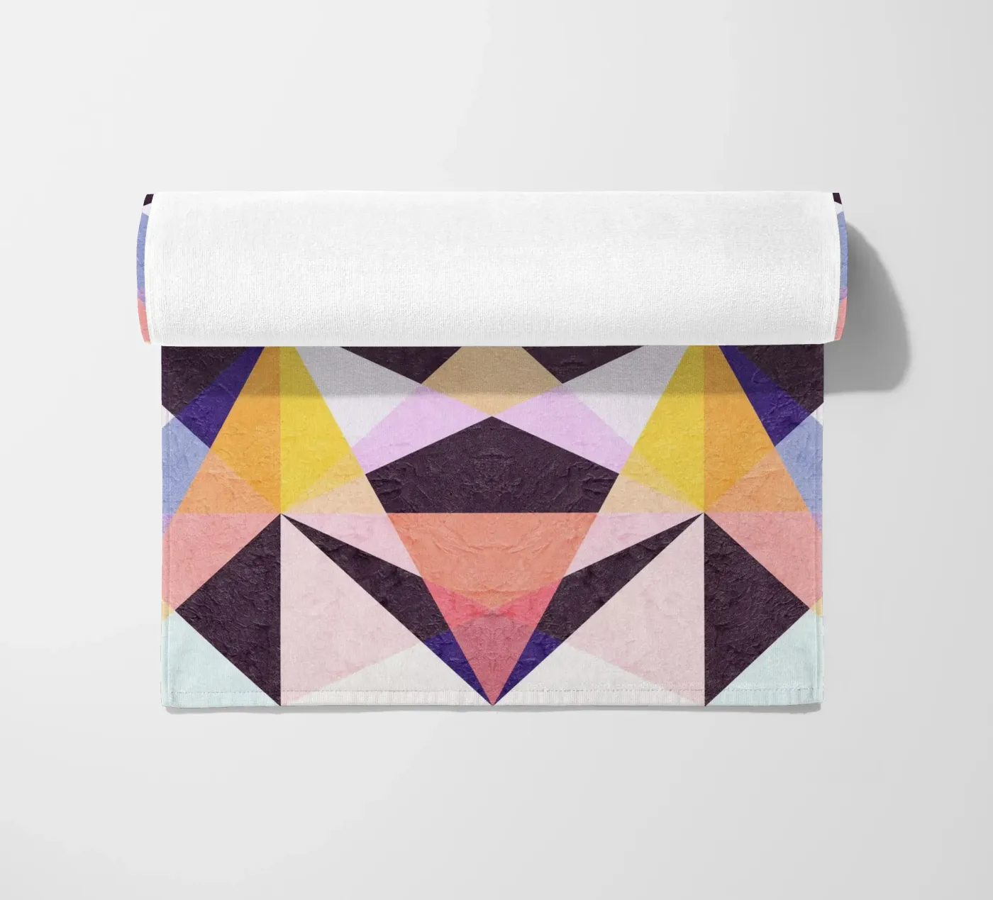 cocoon Strandtuch von Abstract Joy