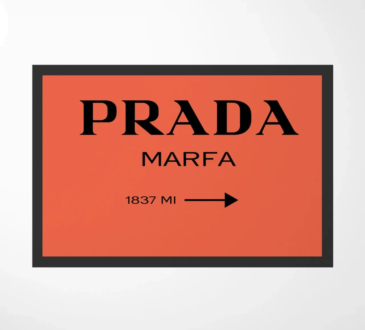 Prada Marfa – Minimal Chic Typography zerbino da EverLuvv Studio