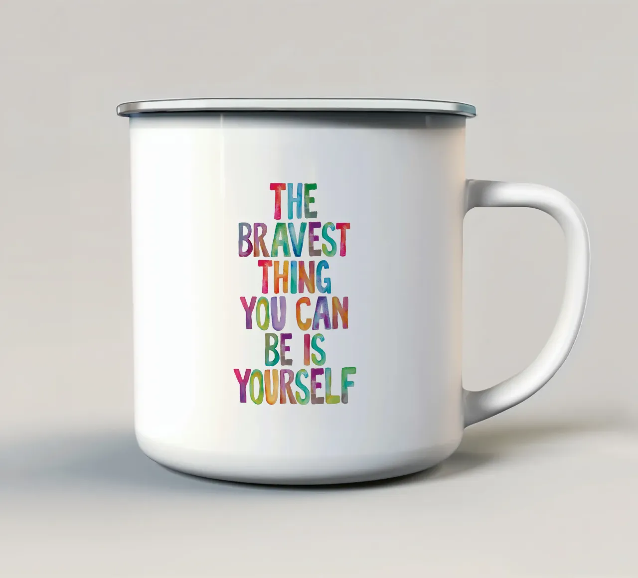 La cosa più coraggiosa che possiate essere è voi stessi tazza in smalto da THE MOTIVATED TYPE