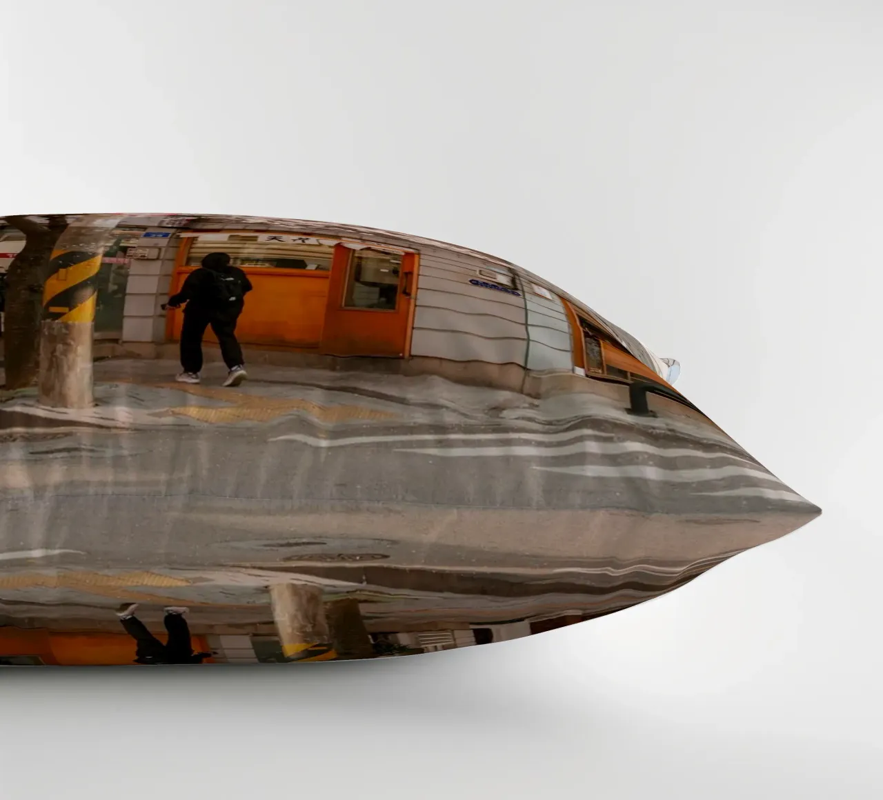 La via dei ciliegi in fiore a Seul, Corea del Sud cuscino da mbgraphx2