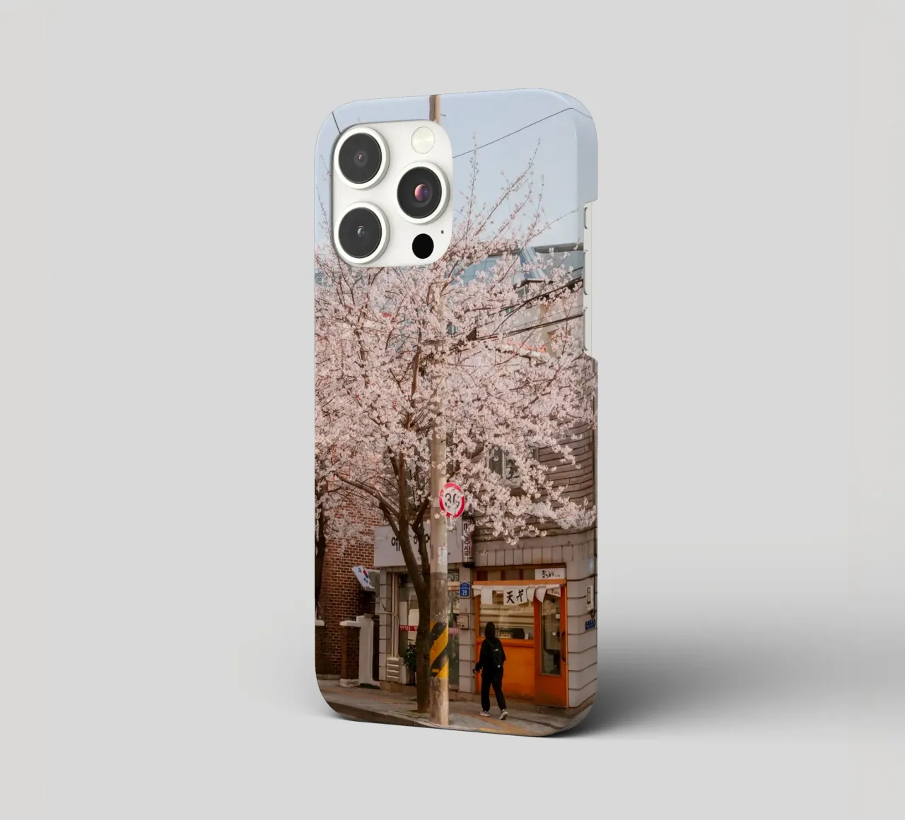 La via dei ciliegi in fiore a Seul, Corea del Sud cover iphone da mbgraphx2