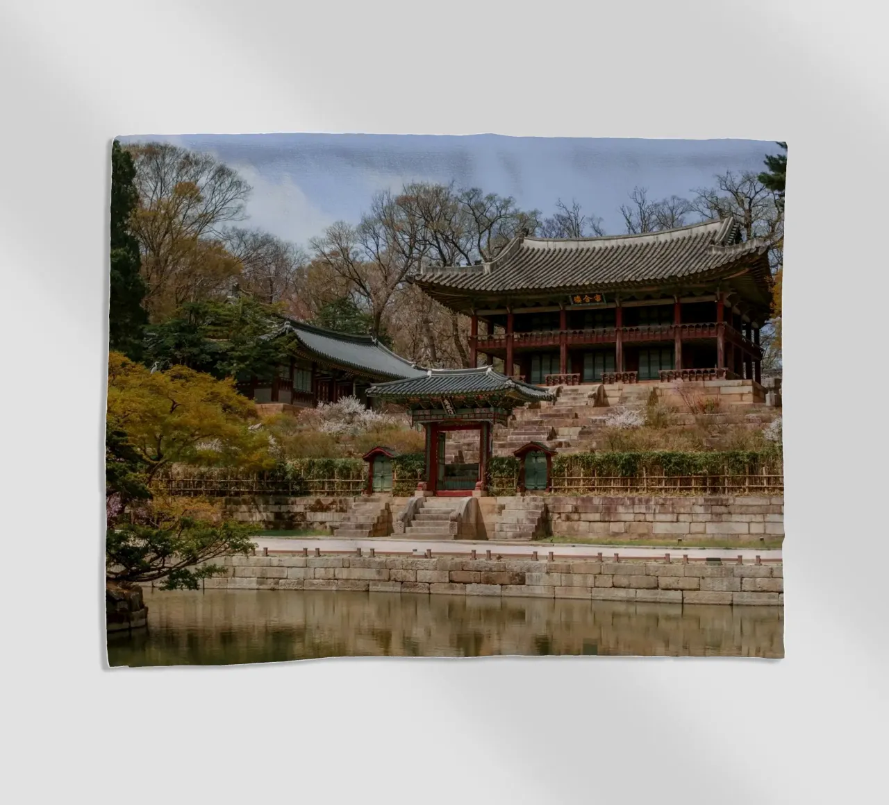 Giardino segreto di Huwon a Seul, Corea del Sud telo mare da mbgraphx2