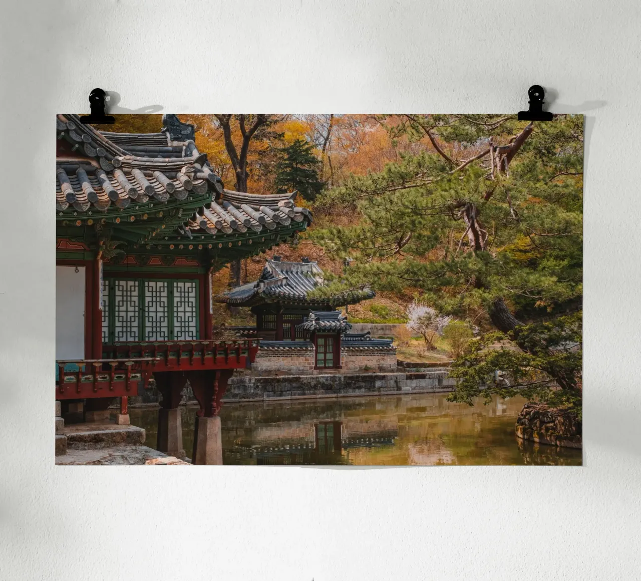 Stagno del giardino segreto di Huwon a Seul, Corea del Sud carta hahnemühle da mbgraphx2