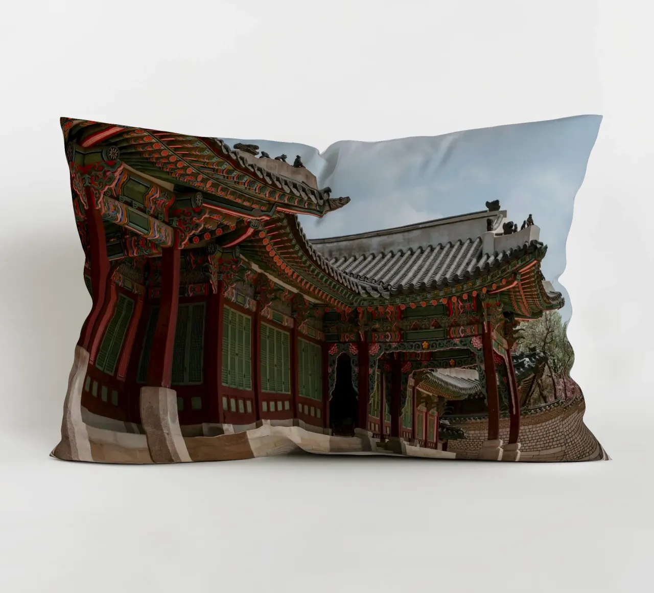 Palazzo Changdeokgung a Seul, Corea del Sud cuscino da mbgraphx2