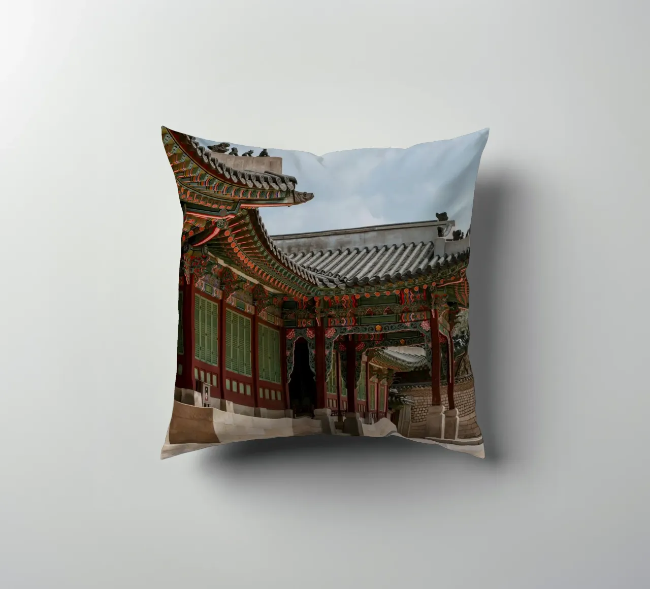 Palazzo Changdeokgung a Seul, Corea del Sud cuscino da mbgraphx2