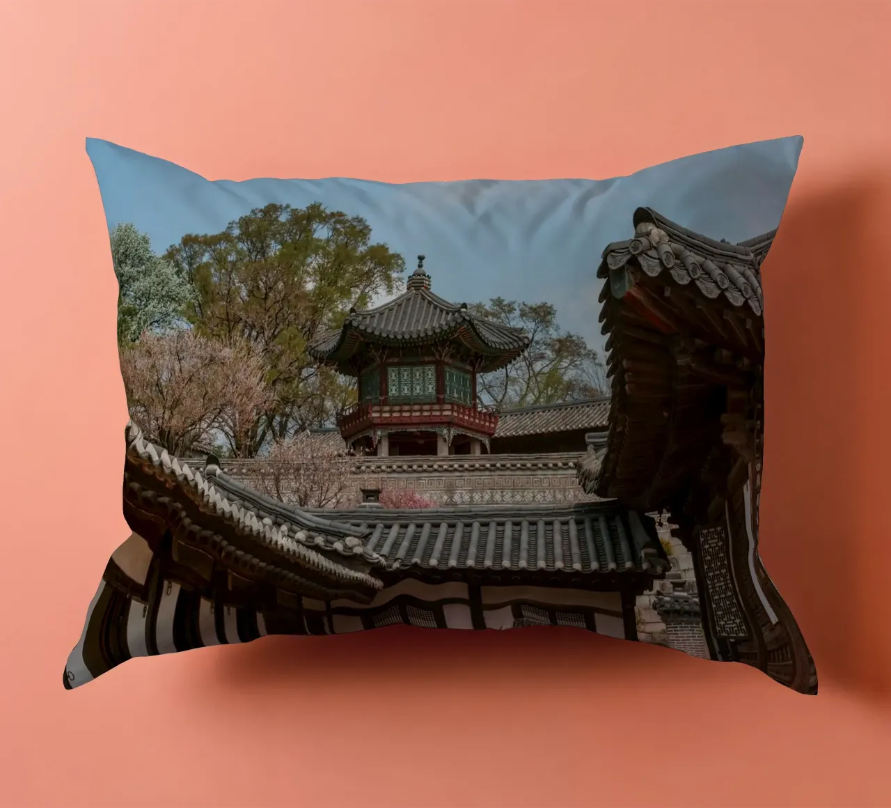 Tempio coreano a Seul, Corea del Sud cuscino da mbgraphx2