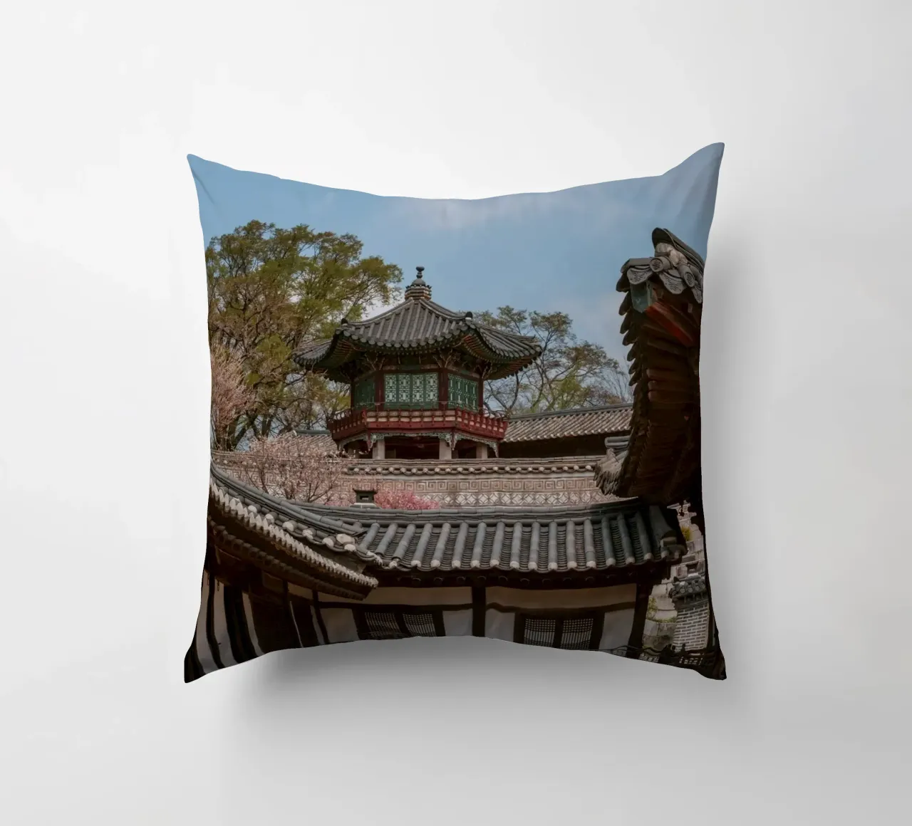 Tempio coreano a Seul, Corea del Sud cuscino da mbgraphx2