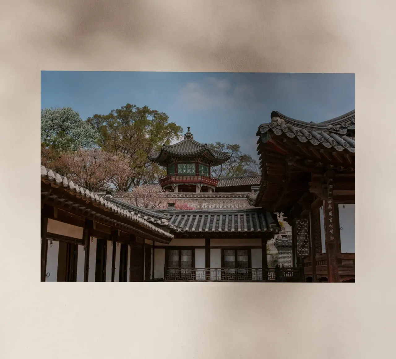 Tempio coreano a Seul, Corea del Sud pellicola backlit da mbgraphx2