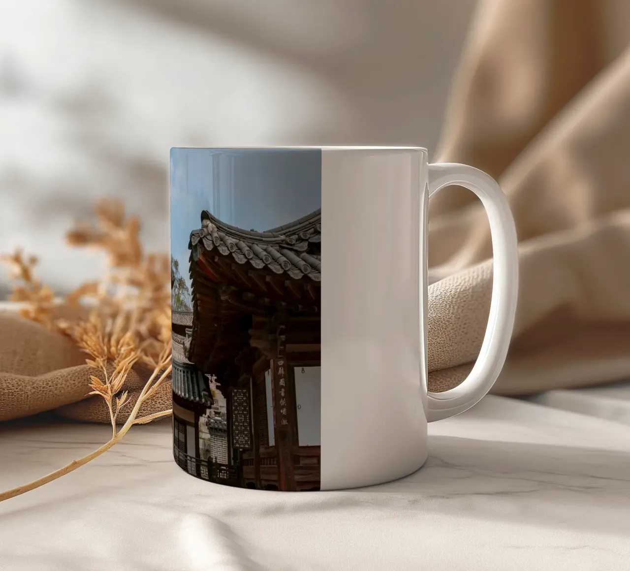 Tempio coreano a Seul, Corea del Sud tazza in ceramica da mbgraphx2