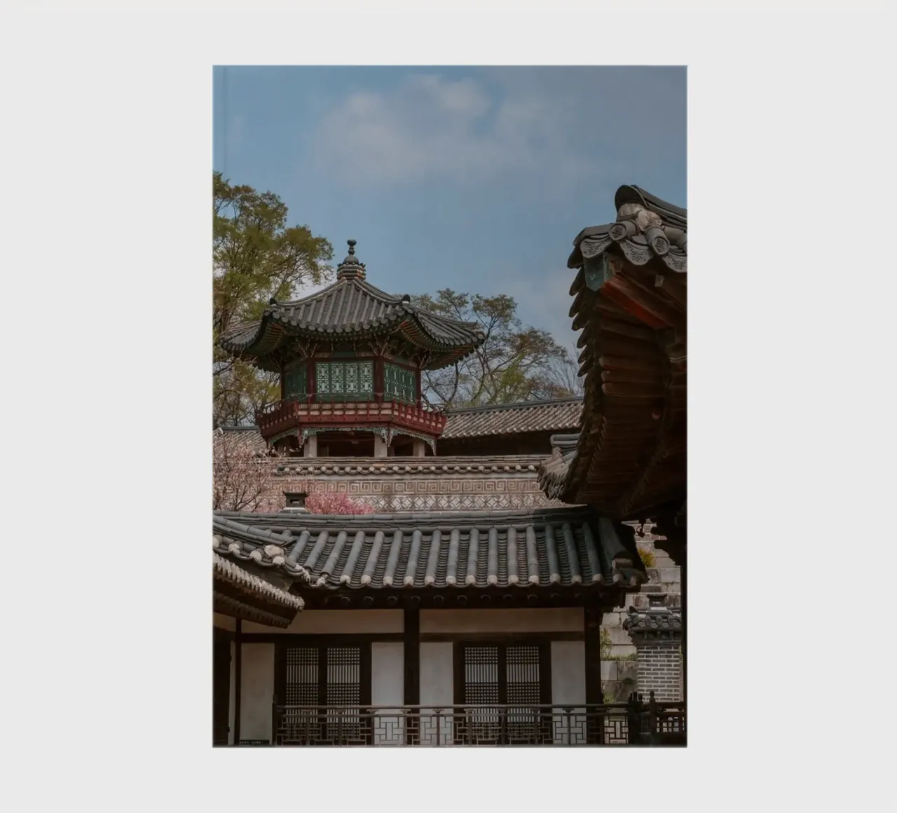 Koreaanse tempel in Seoul, Zuid-Korea notitieboek van mbgraphx2