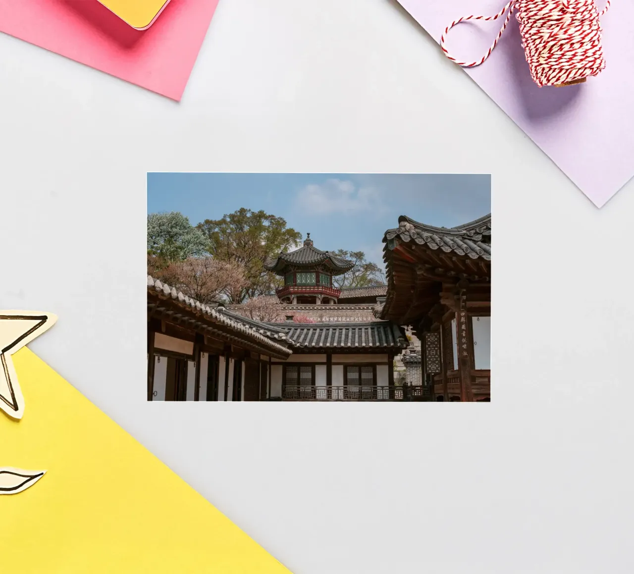 Tempio coreano a Seul, Corea del Sud adesivo da mbgraphx2