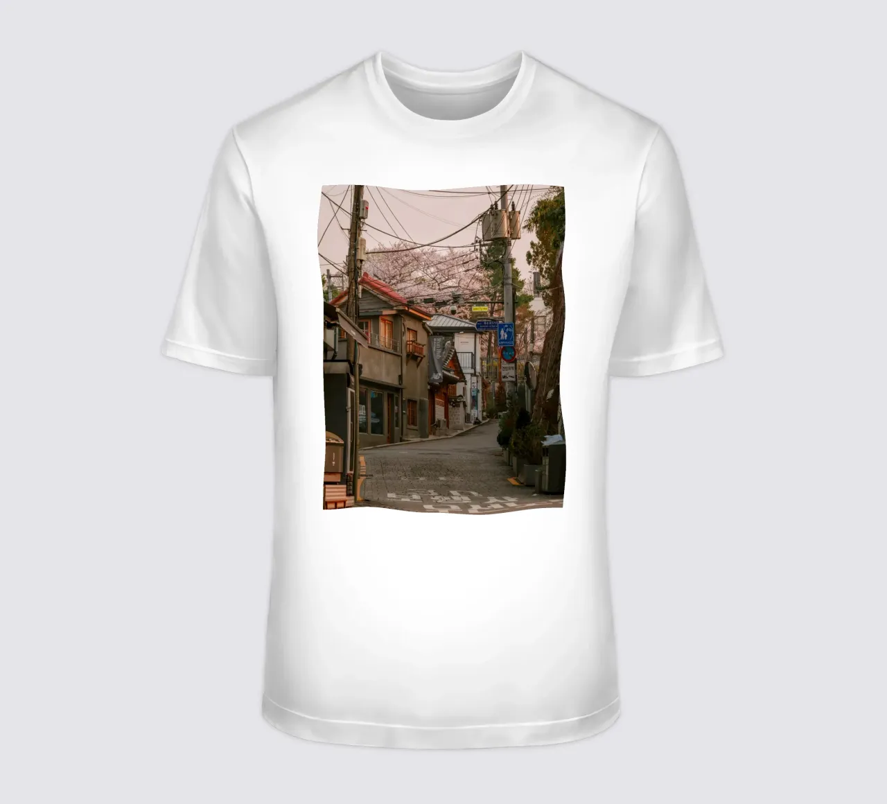 Mattinata nella Seul urbana, Corea del Sud t-shirt da mbgraphx2