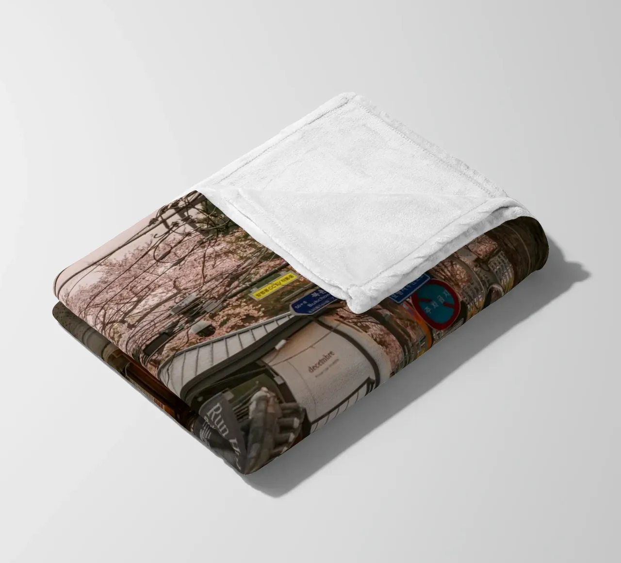 Mattinata nella Seul urbana, Corea del Sud coperta in pile da mbgraphx2