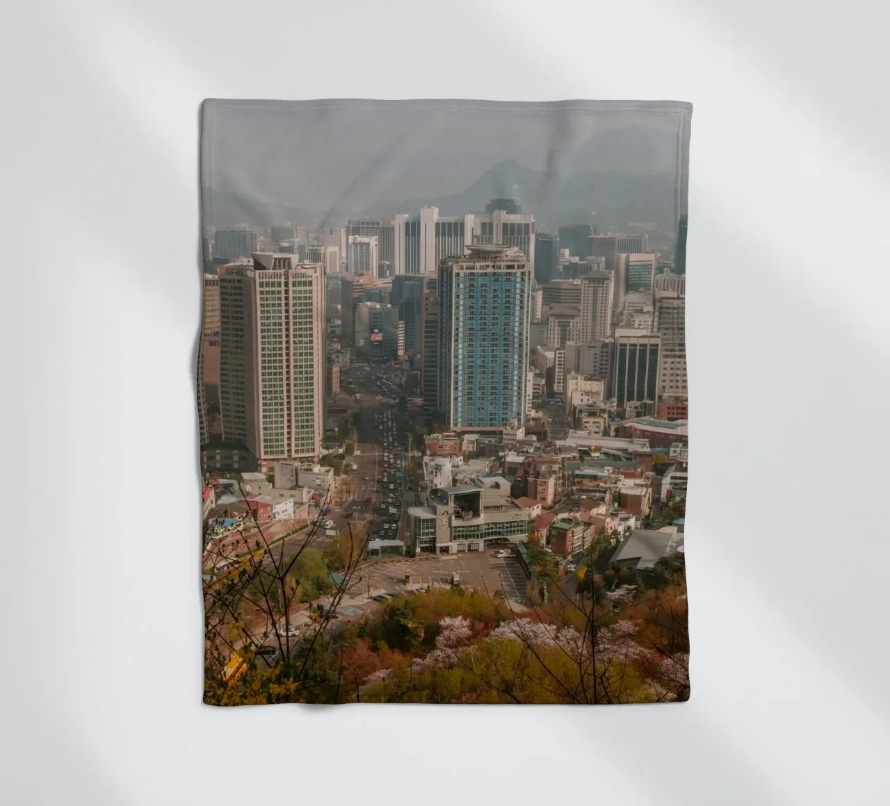 Skyline mattutino di Seul, Corea del Sud coperta in pile da mbgraphx2