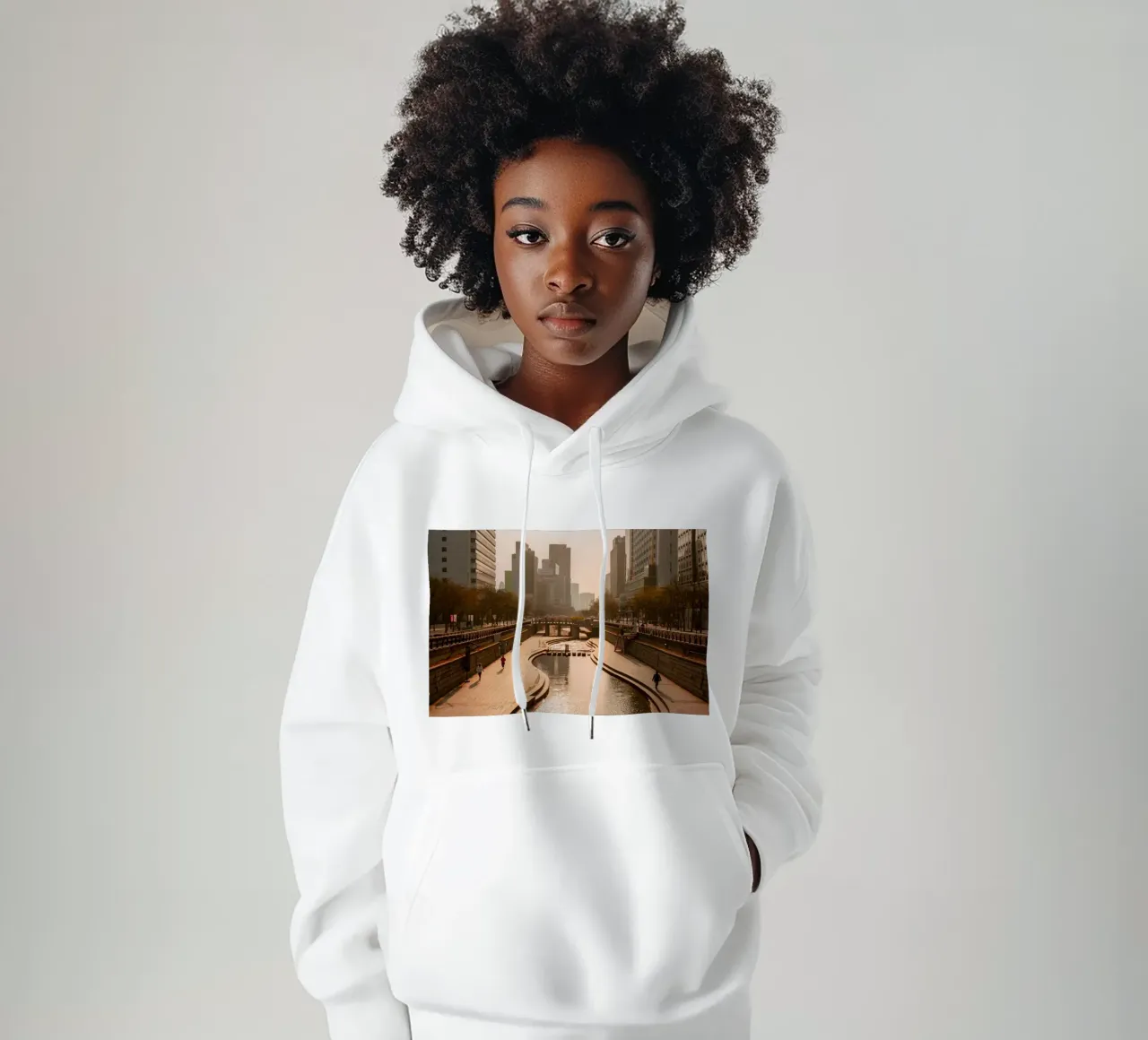 Alba del torrente Cheonggyecheon a Seul, Corea del Sud felpa con cappuccio da mbgraphx2