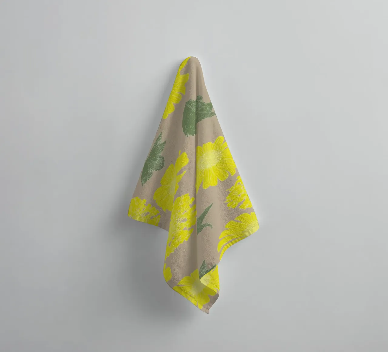 Fleur jaune beige serviette de bain de lauragriesch_art