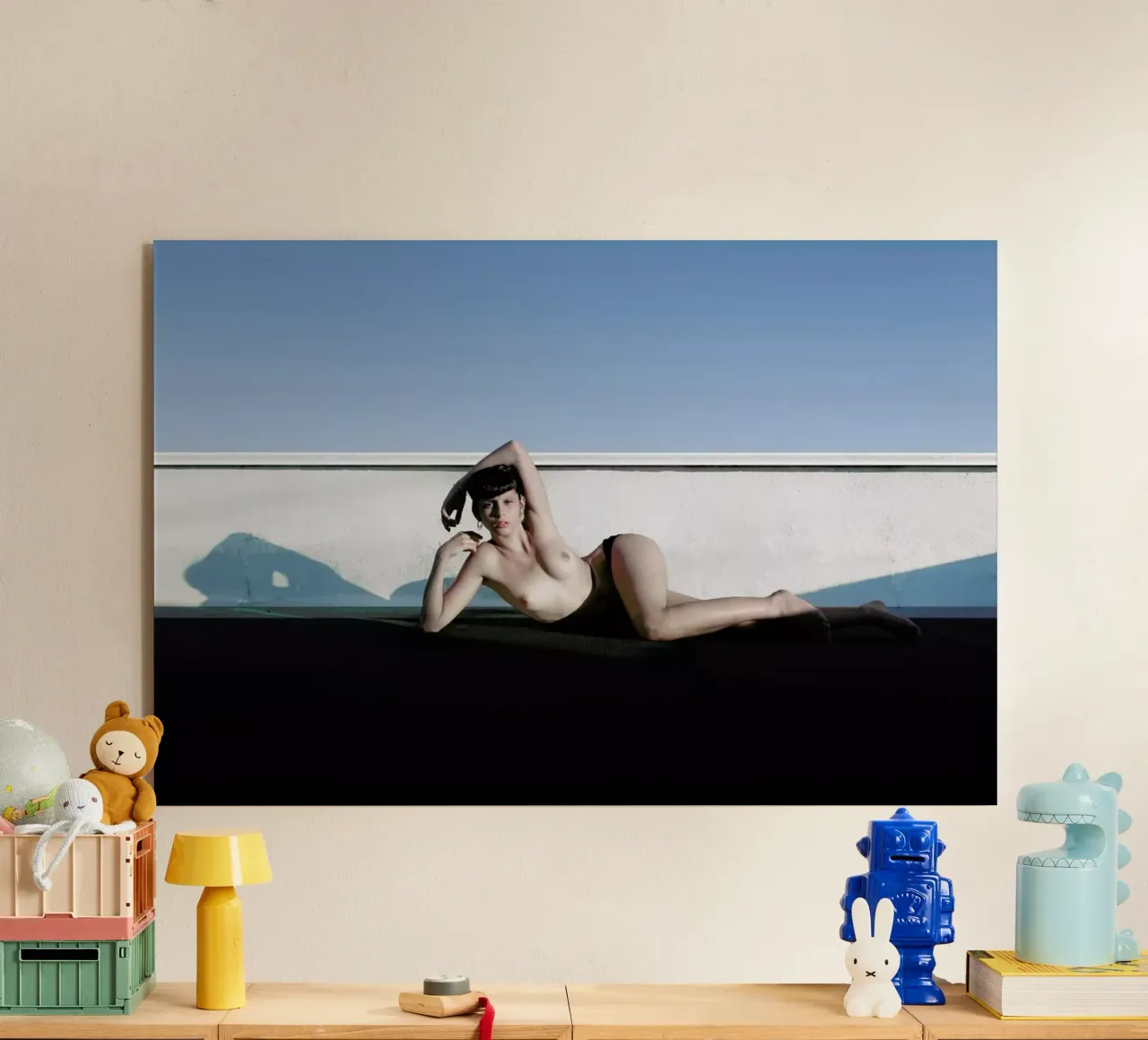 Theodora plexiglass da George Griefy