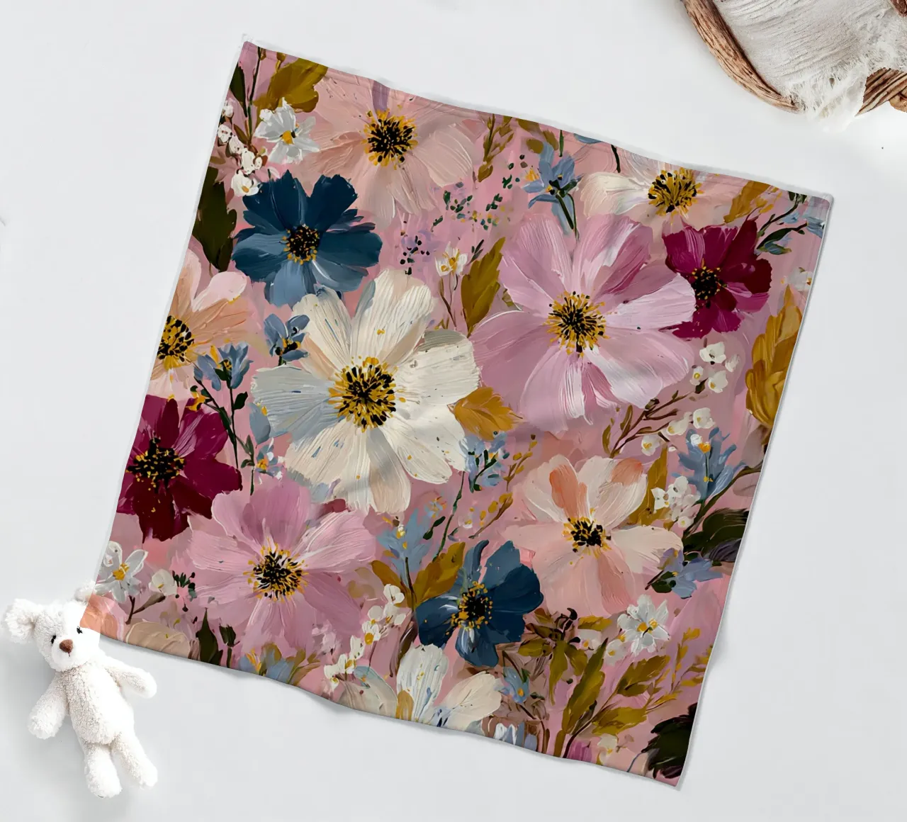 Spring Whispers coperta in pile da The Floralist