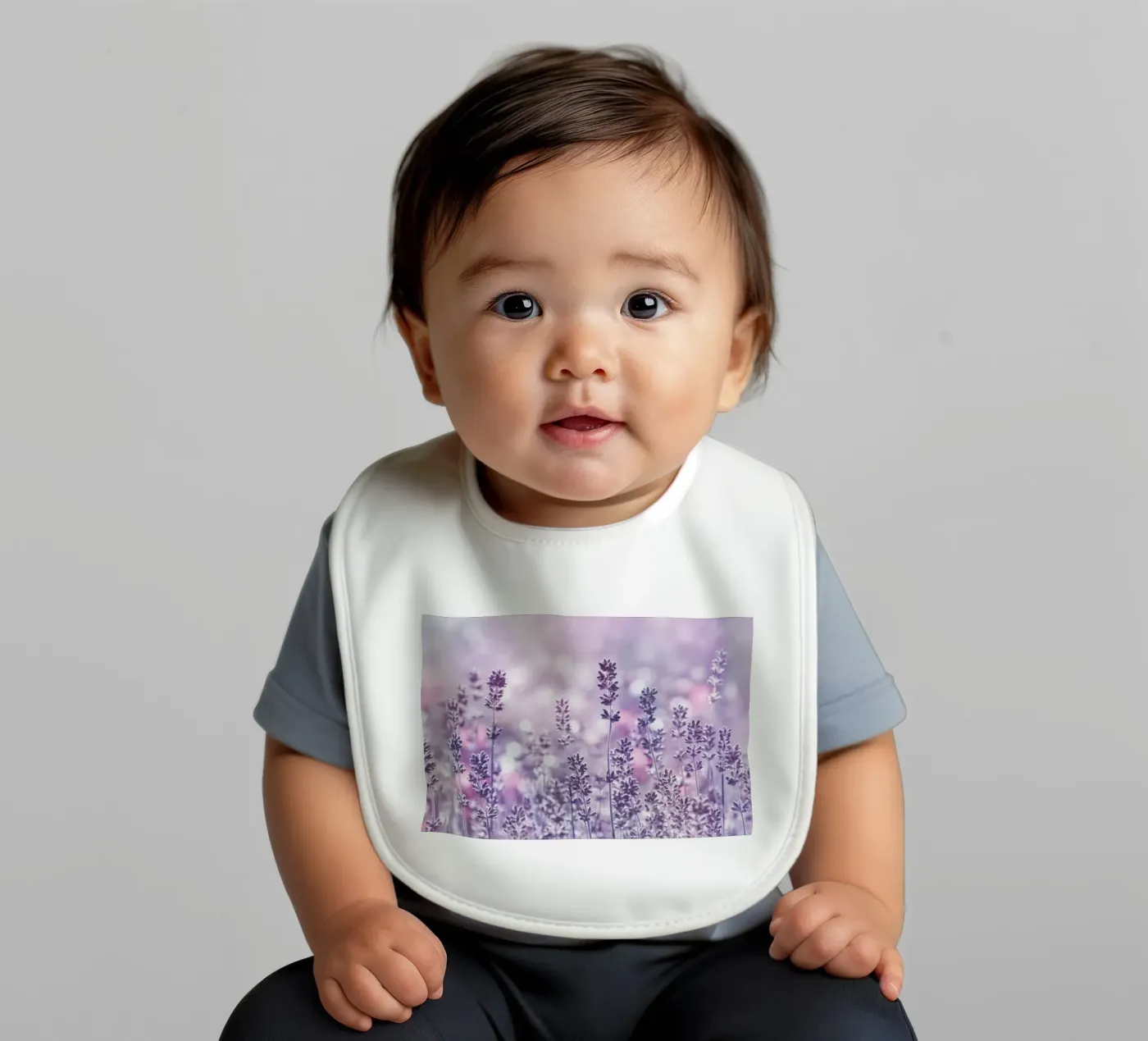Lavendel baby slabbetje van Atteloi